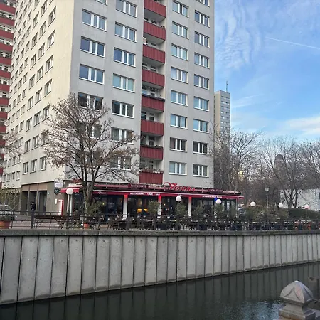 Johanna Hotel *